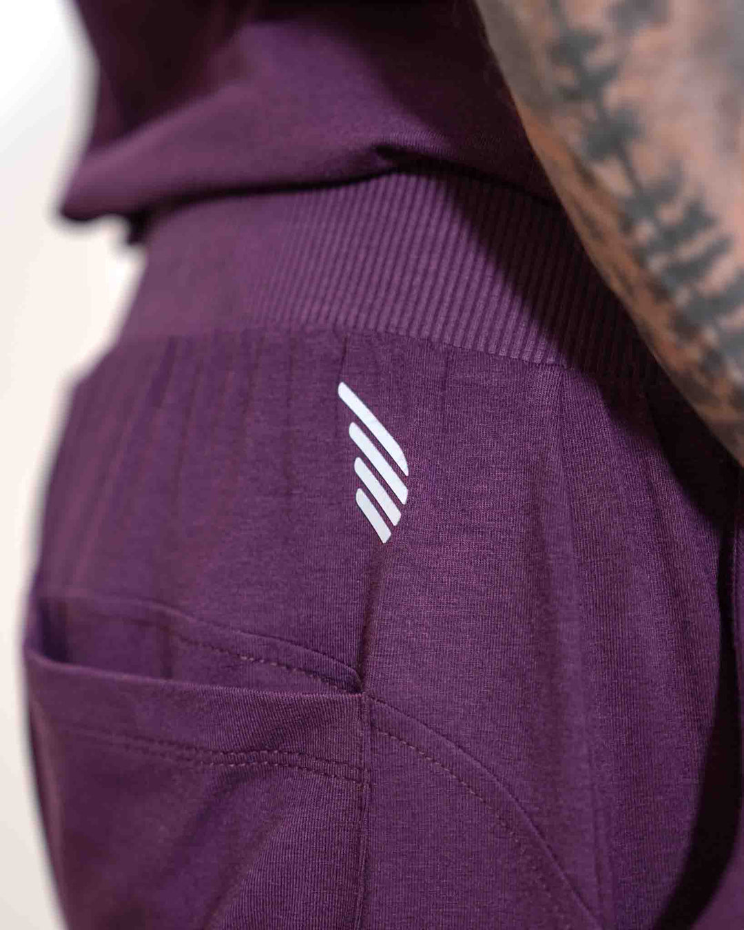 PHOENIX SHORTS | dark purple