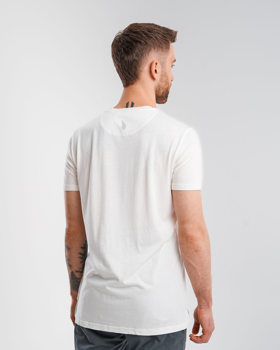 SIGNATURE T-Shirt | offwhite