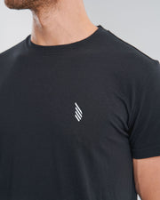 Logo Detail IKARUS Yoga & Sport T-Shirt Herren, Unisex schwarz nachhaltige Materialien