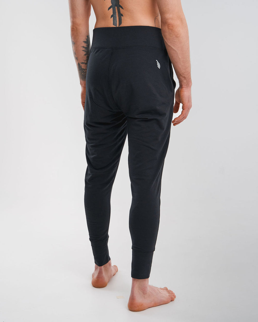 IKARUS Yogahose Herren Die bequemste Hose Jogger schwarz Rückseite